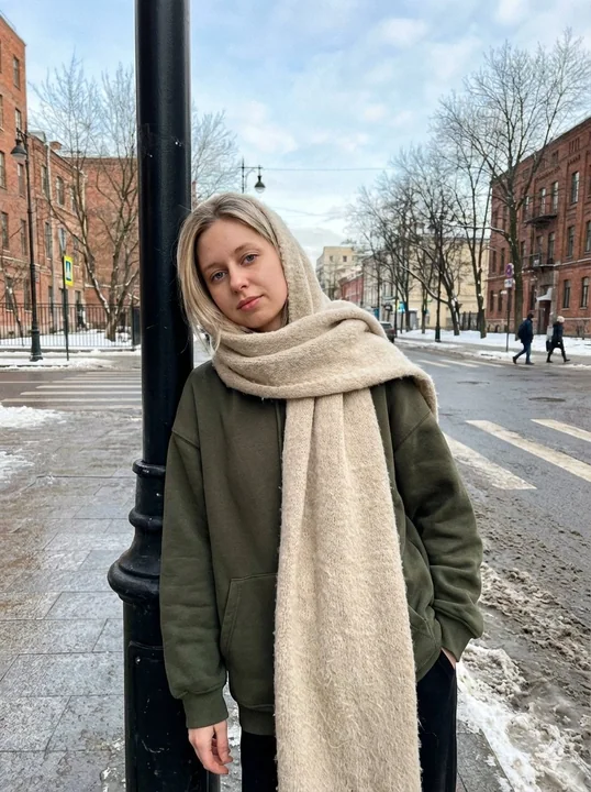 Lazy street snapshots in a cold post-snow atmosphere