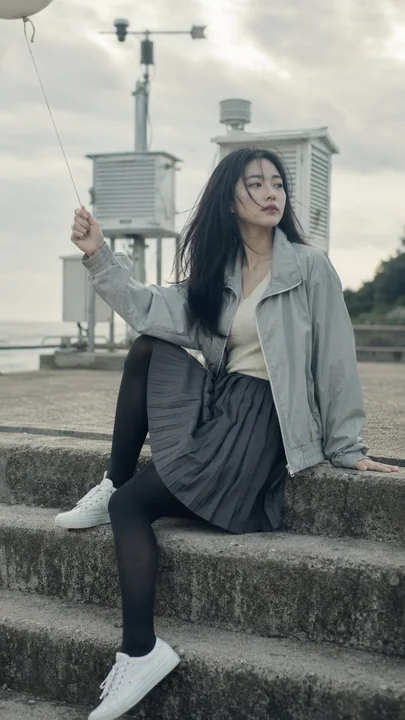 海辺の気象観測所 韓国系アイドル風ファッションポートレート