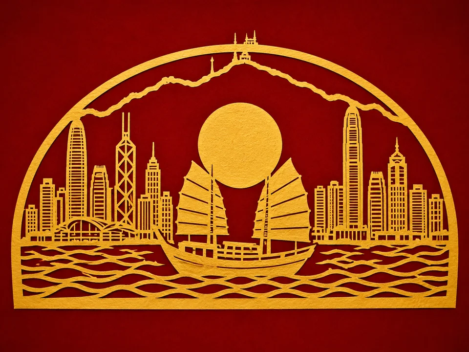 维港明月金雕纸艺:中秋拱形窗花