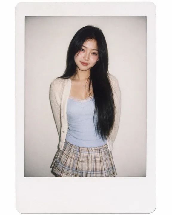 富士拍立得风格复古少女奶油色人像