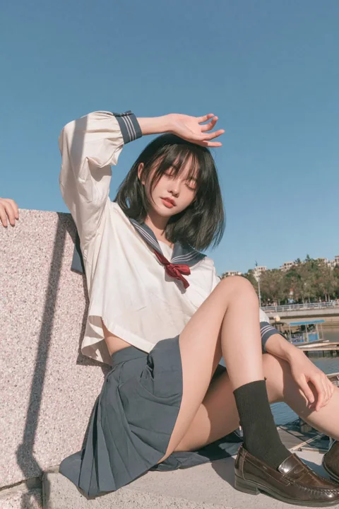 日系校园户外写真高亮晴日青蓝冷调